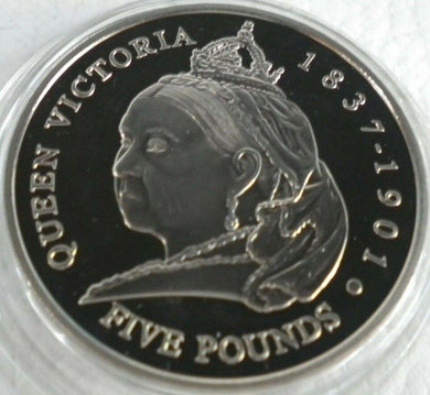 QUEEN VICTORIA £5 1837-1901 PROOF 2001 BAILIWICK OF GUERNSEY £5 COIN IN CAPSULE