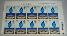 Load image into Gallery viewer, 1978 NATURAL GAS 11p BLOCK OF 10 STAMPS MNH WITH TRAFFIC LIGHTS
