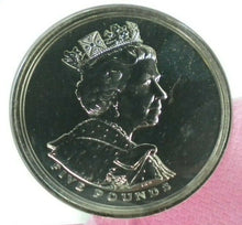 Load image into Gallery viewer, 1952-2002 THE QUEEN&#39;S GOLDEN JUBILEE MINT BUNC £5 COIN COVER &amp; STAMPS PNC
