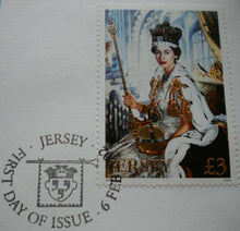 Load image into Gallery viewer, 2002 HM THE QUEEN&#39;S GOLDEN JUBILEE, BUNC ISLE OF MAN ONE CROWN COIN PNC/STAMP
