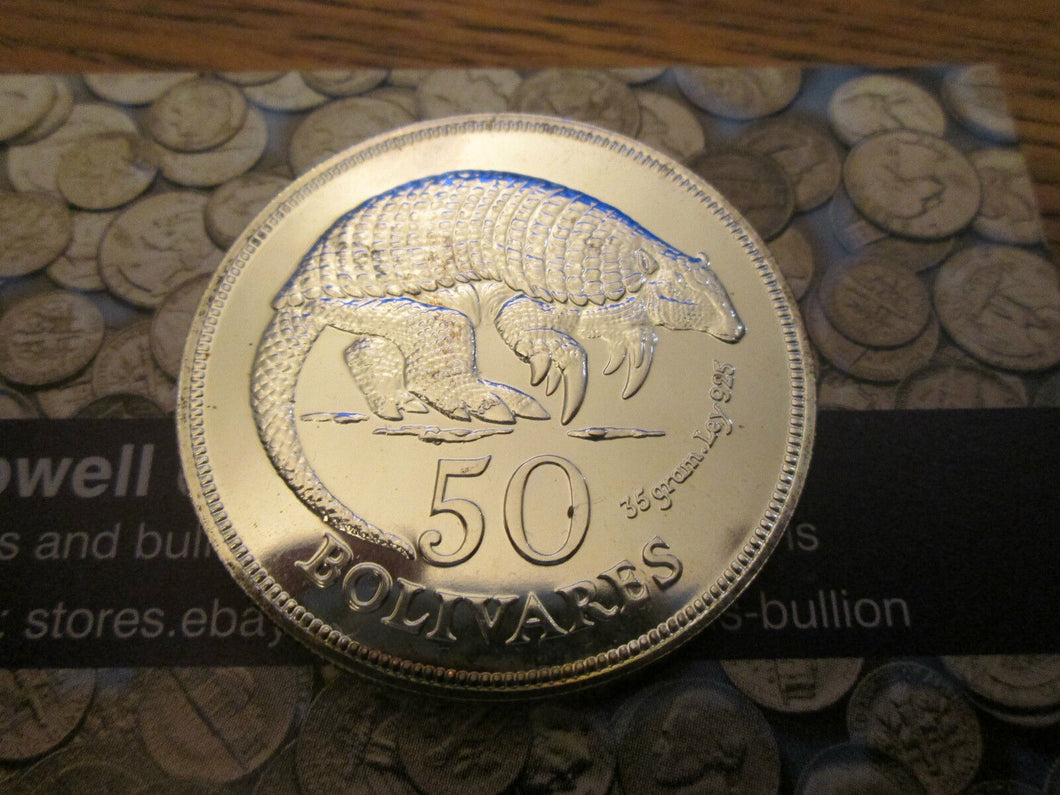 ROYAL MINT VENEZUELA 1975 50 BOLIVARES SILVER GIANT ARMADILLO - conservation Cc1