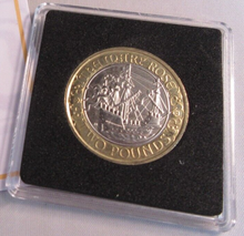 Load image into Gallery viewer, 2011 MARY ROSE QEII BUNC £2 TWO POUND COIN WITH QUAD CAPSULE &amp; COA
