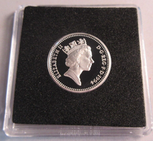 Load image into Gallery viewer, 1994 LION RAMPANT SILVER PROOF £1 ONE POUND COIN BOX &amp; COA
