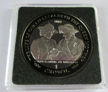 Load image into Gallery viewer, 2002 QEQM CHRISTENING OF WILLIAM GIBRALTAR ONE CROWN SILVER PROOF WITH RHODIUM
