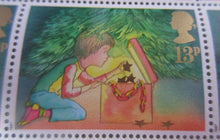 Load image into Gallery viewer, 1987 DECORATING CHRISTMAS TREE 13P BLOCK OF SIX STAMPS MNH WITH TRAFFIC LIGHTS
