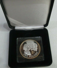 Load image into Gallery viewer, QEII FIRE AT WINDSOR CASTLE  2006  SILVER PROOF .999 SELECTIVE GOLD CROWN COIN
