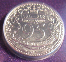 Load image into Gallery viewer, 2021 HER MAJESTY QUEEN ELIZABETH II 95th BIRTHDAY GIBRALTAR £1 COIN PACK
