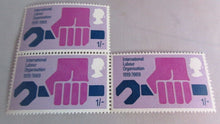 Load image into Gallery viewer, VARIOUS STAMPS MNH 13 X STAMPS - 1967 &amp; 1969 IN CLEAR FRONTED STAMP HOLDER
