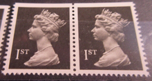 Load image into Gallery viewer, 1990 QUEEN ELIZABETH II 4 X FIRST CLASS IMPERF MNH IN CLEAR FRONTED STAMP HOLDER
