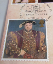 Load image into Gallery viewer, HENRY VIII DECUS ET TUTAMEN BUNC 1997 £1 COIN COVER PNC  WITH INFORMATION CARD
