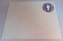 Load image into Gallery viewer, QUEEN ELIZABETH II 3d EMBOSSED ENVELOPE MINT UNUSED &amp; CLEAR FRONTED HOLDER
