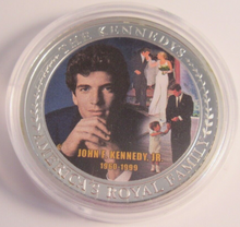 Load image into Gallery viewer, 2009 THE KENNEDY FAMILY SILVER PLATED PROOF MEDALLION WITH COA &amp; CLEAR FLIP
