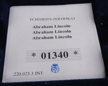 Load image into Gallery viewer, 2017 ABRAHAM LINCOLN &amp; JOHN F KENNEDY SWAROVSKI G/PLATED COPPER MEDAL SET BOXED
