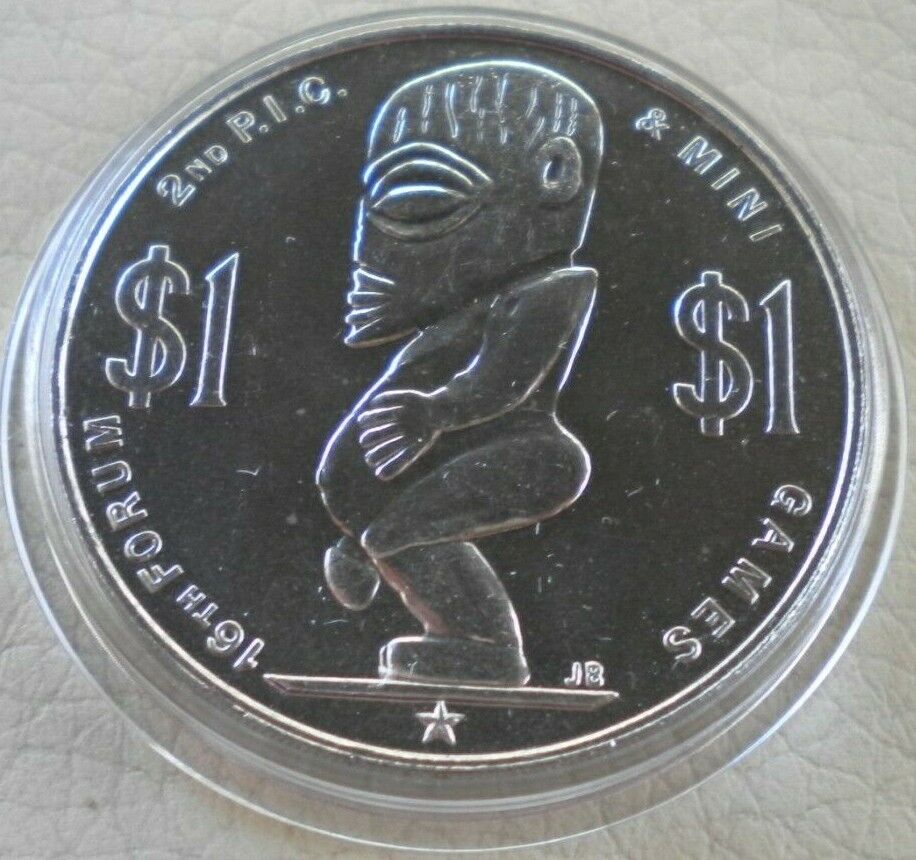 1985 QUEEN ELIZABETH II COOK ISLANDS ONE DOLLAR COIN PRESENTED IN CLEAR CAPSULE