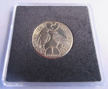 Load image into Gallery viewer, 2017 QEII FALCON &amp; RAVEN UK BUNC £1 COIN ENCAPSULATED WITH COA
