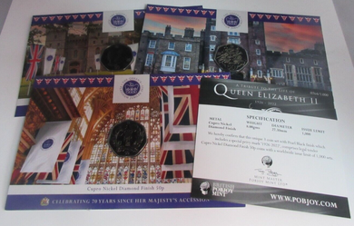 2022 CELEBRATING 70 YEARS SINCE HM ACCESSION PEARL BLACK DIAMOND FINISH SET OF 3