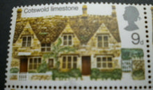 Load image into Gallery viewer, 1970 9d COTSWOLD LIMESTONE BRITISH ARCHITECTURE 10 STAMPS MNH / TRAFFIC LIGHTS
