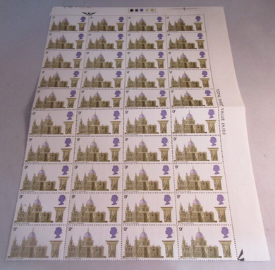 1969 ST PAULS CATHEDRAL 9d  40 X STAMPS MNH WITH TRAFFIC LIGHTS