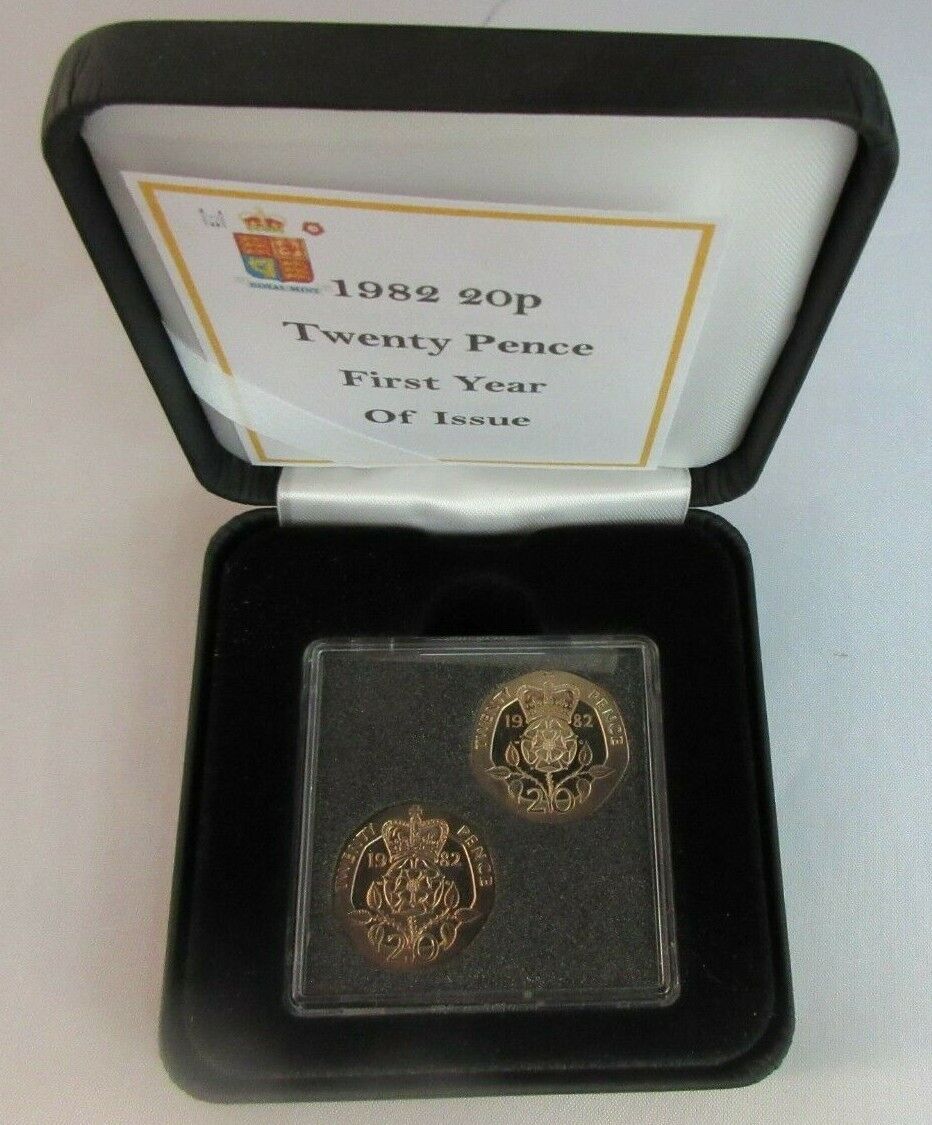 UK 1982 ROYAL MINT PAIR OF 1982 20P TWENTY PENCE PROOF & BUNC COINS - boxed/coa