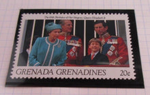 Load image into Gallery viewer, 1991 65TH BIRTHDAY QUEEN ELIZABETH II GRENADA GRENADINES STAMPS MNH ALBUM SHEET
