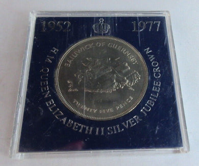 1952-1977 TSB HM QEII SILVER JUBILEE CROWN GUERNSEY 25 PENCE CROWN COIN IN CASE