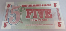 Load image into Gallery viewer, BRITAN ARMED FORCES 5P 10P 50P NOTES GEM Uncirculated IN NOTE HOLDER
