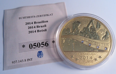 2014 BRAZIL WORLD CUP 2015 GOLD PLATED PROOF MEDALLION CAPSULE & CLEAR FLIP