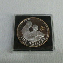 Load image into Gallery viewer, QEII BIRTH APRIL 1926  2006  SILVER PROOF .999 SELECTIVE GOLD CROWN COIN
