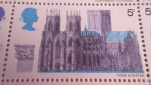 Load image into Gallery viewer, 1969 BRITISH ARCHITECTURE CATHEDRALS 5d  36 X STAMPS MNH WITH TRAFFIC LIGHTS
