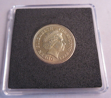 Load image into Gallery viewer, 1998 QEII HMS RESOLUTE UK BUNC £1 COIN ENCAPSULATED WITH COA
