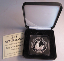 Load image into Gallery viewer, 1994 SILVER PROOF NEW ZEALAND 1 DOLLAR QUEEN MOTHER LADY OF THE CENTURY BOX&amp;COA
