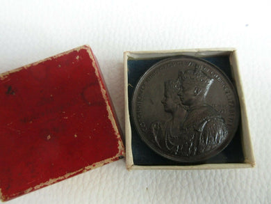 1937 King George VI & Queen Elizabeth Bronze Coronation Medal in original box