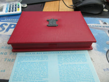 Load image into Gallery viewer, 1979 MILLENIUM OF TYNWOLD 5 COIN SET BUNC IN ROYAL MINT LEATHER BOOK RED
