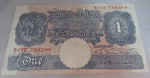 Load image into Gallery viewer, 1940 £1 ONE POUND BANK NOTE MARCH 1940 PEPPIATT BLUE VF-EF R17E 788280
