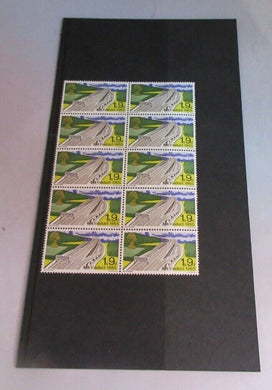 1968 M4 VIADUCT BRIDGE 1s 9d BLOCK 10X STAMPS MNH IN CLEAR FRONTED STAMP HOLDER