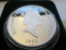Load image into Gallery viewer, NEW ZEALAND: 1995 TUI BIRD, $5 SILVER PROOF COIN, RARE SERIES PLUSH BOX AND COA
