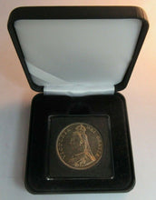 Load image into Gallery viewer, 1889 QUEEN VICTORIA JUBILEE HEAD DOUBLE FLORIN IN QUADRANT CAPSULE &amp; BOX
