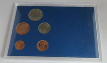 Load image into Gallery viewer, BRITAINS FIRST DECIMAL 5 COIN SET IN CLEAR HARD CASE &amp; ROYAL MINT BLUE BOOK
