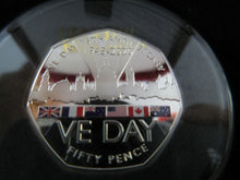 Load image into Gallery viewer, 2020 VE DAY 75th ANNIVERSARY SILVER PROOF COLOURED 50P  COA &amp; PRESENTATION BOX
