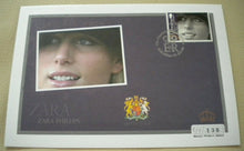 Load image into Gallery viewer, 2009 QE II&#39;S ROYAL GRANDCHILDREN - ZARA PHILLIPS STAMP COVER/ 4 MNH STAMPS/INFO
