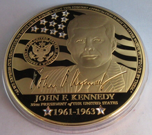Load image into Gallery viewer, 2017 ABRAHAM LINCOLN &amp; JOHN F KENNEDY SWAROVSKI G/PLATED COPPER MEDAL SET BOXED
