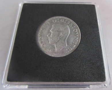 1940 KING GEORGE VI BARE HEAD .500 SILVER SCOT ONE SHILLING COIN IN QUAD CAPSULE