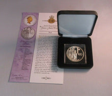 Load image into Gallery viewer, 2002 Defender of the Faith 1oz Silver Proof Fiji Royal Mint $10 Coin in Box COA
