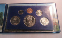 Load image into Gallery viewer, 1981 Singapore 6 Coin BUnc Set In Changi Airport Pack

