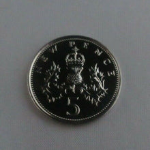 Load image into Gallery viewer, 1971 UK Royal Mint Proof 5p Five Pence Coins In Flips
