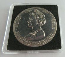 Load image into Gallery viewer, 1952-1977 HM QUEEN ELIZABETHH II BUNC MEDALLION &amp; QUADRANT CAPSULE
