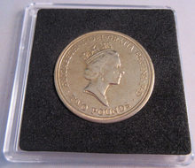 Load image into Gallery viewer, 1995 £2 PEACE DOVE AFTER WWII aUNC TWO POUND COIN &amp; CAPSULE
