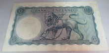 Load image into Gallery viewer, 1957 O&#39;BRIEN BRITANNIA FIVE POUND £5 NOTE FEB 1957 AEF D77 515698
