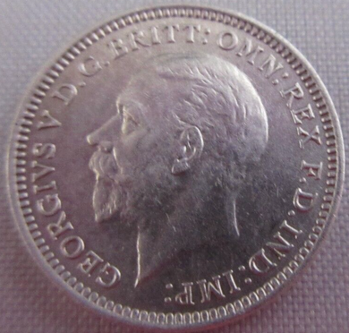 1932 KING GEORGE V BARE HEAD .500 SILVER GEF 3d THREE PENCE COIN IN CLEAR FLIP