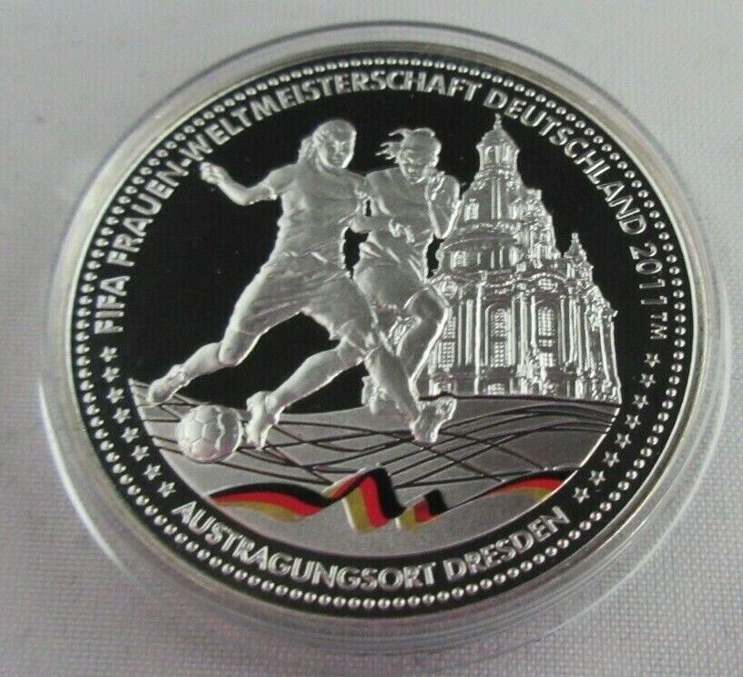 FIFA WOMENS WORLD CUP GERMANY 2011 36mm AUSTRAGUNGSORT DRESDEN S/PROOF MEDAL